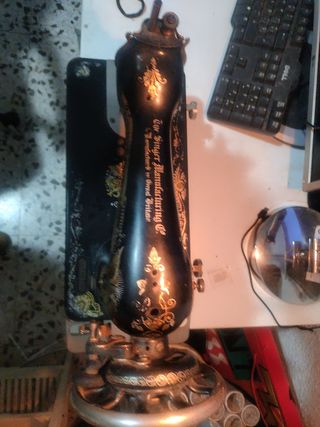 Maquina de coser antigua
