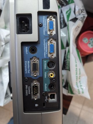 PROYECTOR EPSON EMP 54