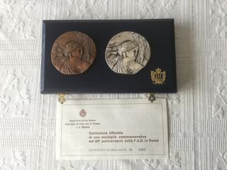 medaglia commemorativa 25° anniversario FAO