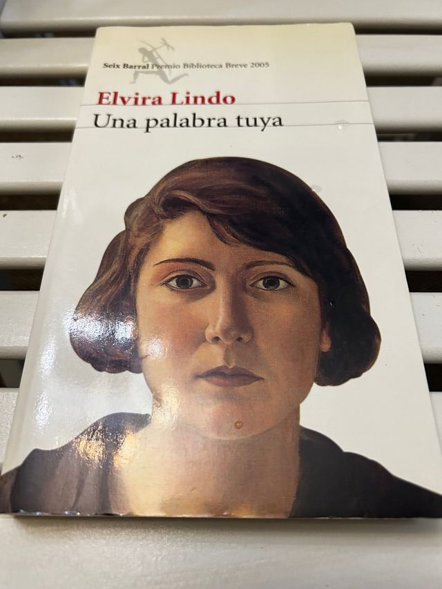 Una palabra tuya Elvira Lindo