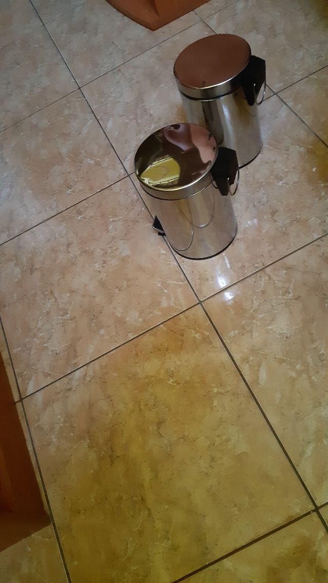 2 papeleras en acero inoxidable