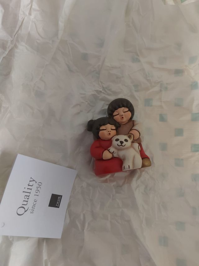 Thun bimbi con gatto presepe rosso