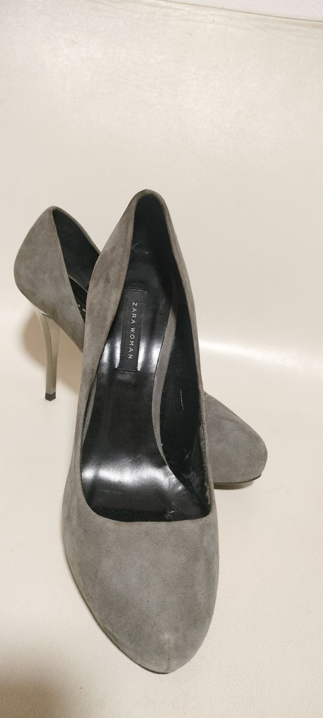 Zapatos salón grises Zara