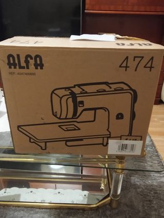 Maquina de coser Alfa menos de un año