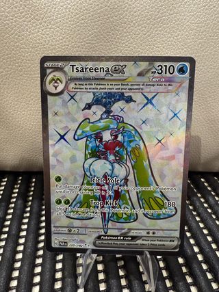 Carta pokemon tsareena ex 220/182