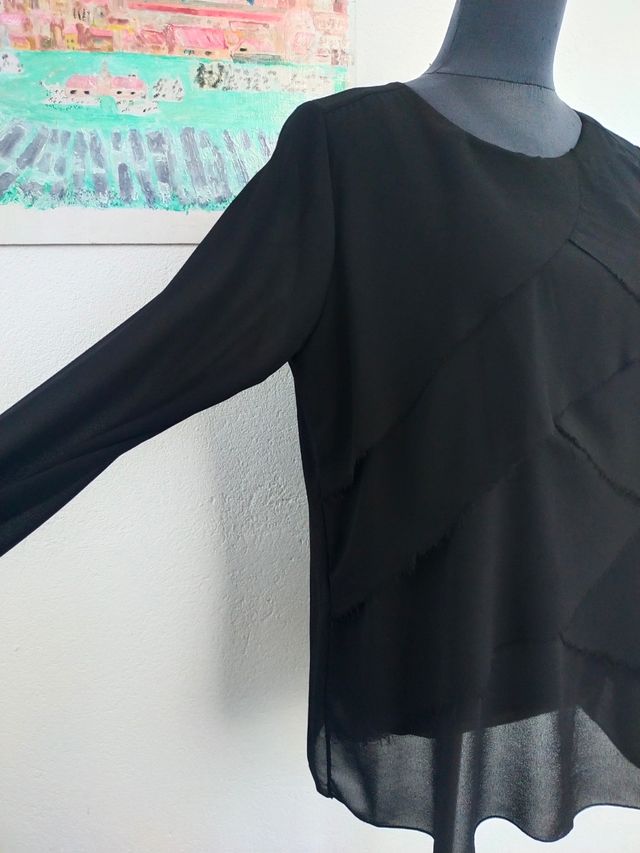Blusa negra
