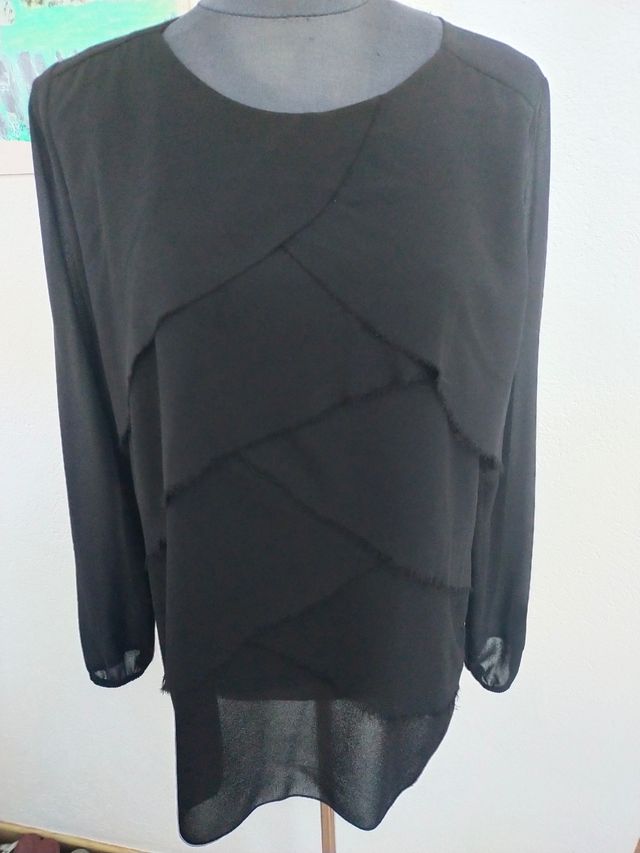 Blusa negra