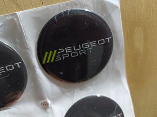 Exclusivos emblemas llanta Peugeot sport 