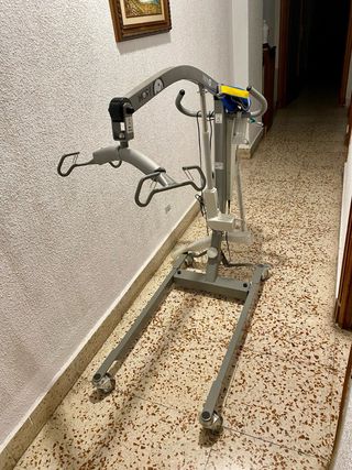 Grúa eléctrica para mayores