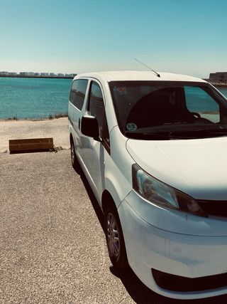 Nissan NV200 2013