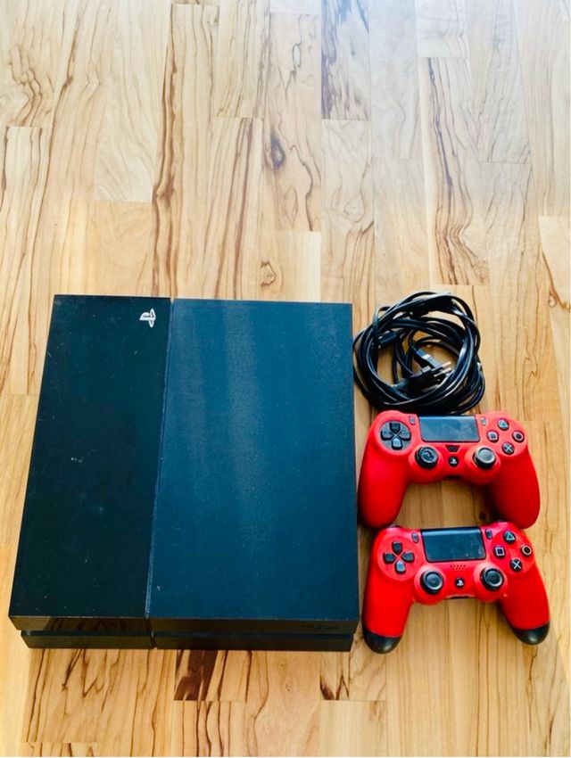 Ps4 500Gb y 2 Mandos para Ps4