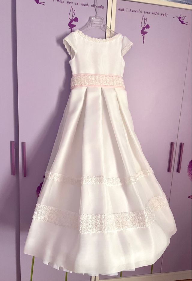 Vestido de Comunion marca “Ave Maria”