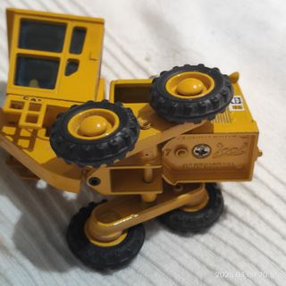 Motoniveladora metal Caterpillar