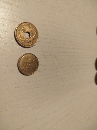 Monedas de 25 pesetas y 5 pesetas de 92