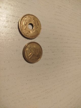 Monedas de 25 pesetas y 5 pesetas de 92