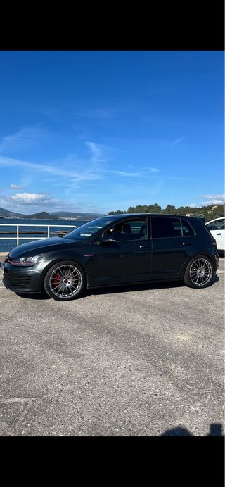 Volkswagen Golf 2015