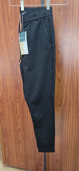 Pantalones Only EcoVero (2 con etiqueta y 1 sin)