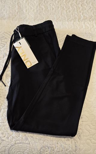Pantalones Only EcoVero (2 con etiqueta y 1 sin)