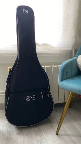 GUITARRA ELECTROACUSTICA CORT NUEVA CON FUNDA