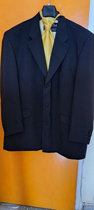 Traje de novio talla 66