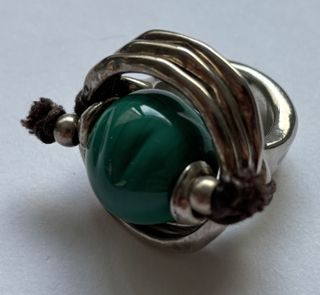 Anillo de plata, Uno de 50