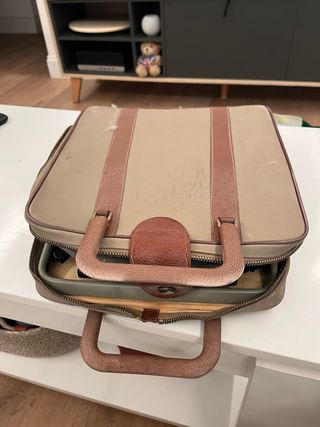 Máquina de escribir Hispano Olivetti