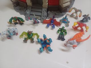 castello gormiti + 12 gormiti