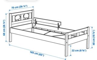 Cama infantil Kritter y mesita con 2 taburetes Ike