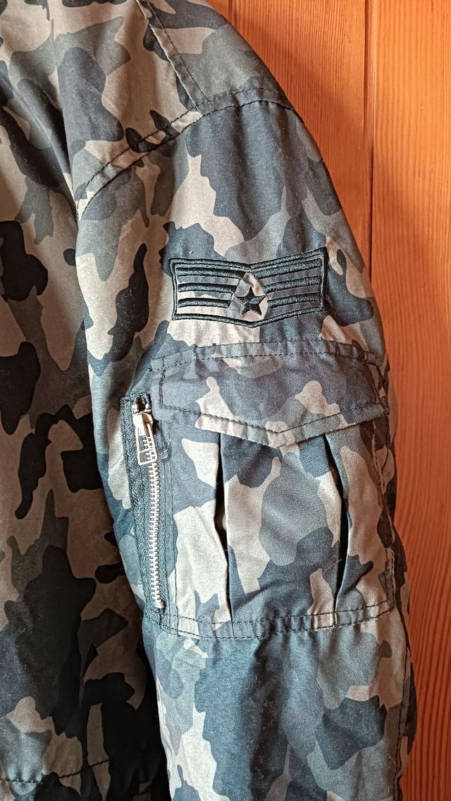 CHAQUETA MILITAR PULL&BEAR