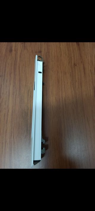 Cierre uñero para ventanas o balconeras correderas