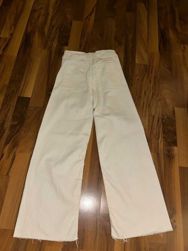 Pantalón vaquero blanco Zara talla 14