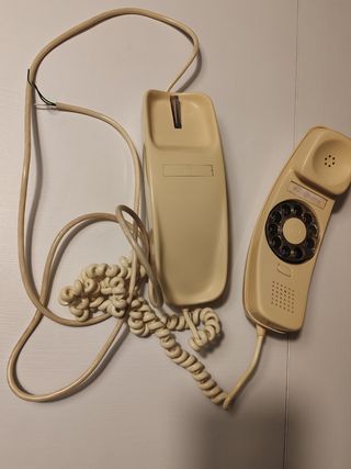 Teléfono góndola antiguo