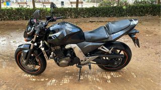 Carenado derecho kawasaki Z750 2006