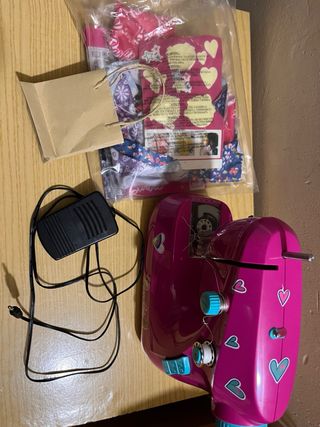 Maquina de coser barbie