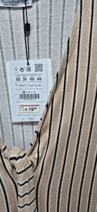 Mono pantalón corto Pull&Bear nuevo con etiqueta