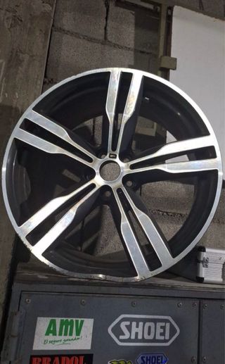 Llanta BMW 20" Original Pack M