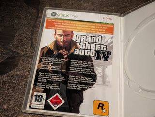 Scatola promozionale GTA IV Xbox 360