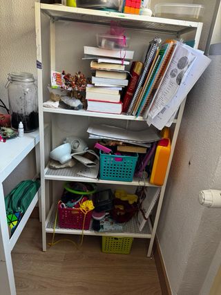 Ikea escritorio  silla biblioteca