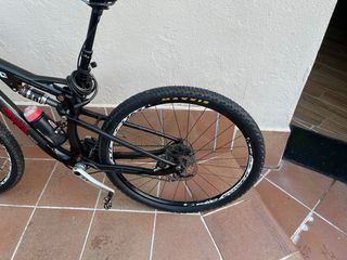 Bike de carbono de montaña
