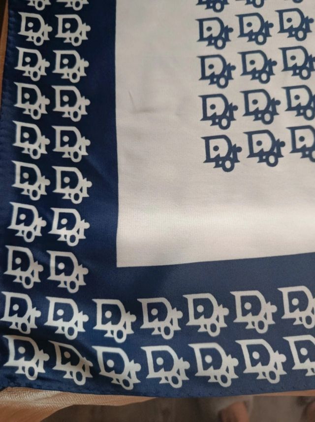 Fular Christian Dior