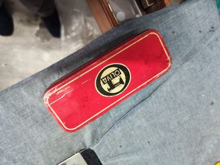 Máquina de Costura Oliva antiga manual,