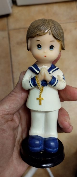 Figura niño primera comunión
