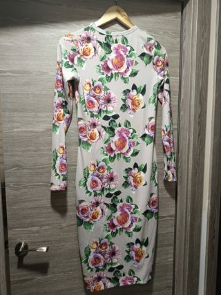 Vestido de flores para coctel