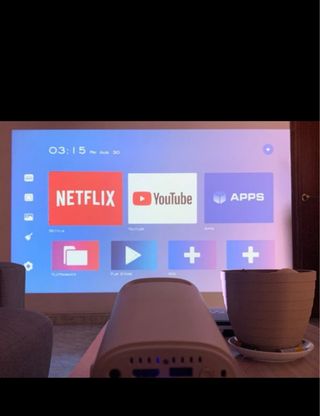 Proyector Inteligente Hongtop P30 Android 11