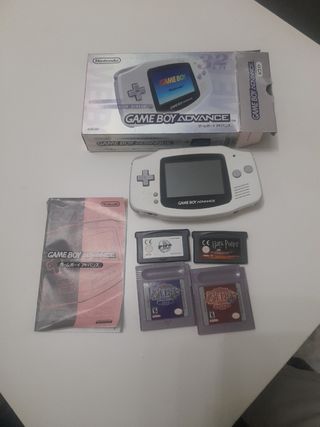 Gameboy advance con dos juegos