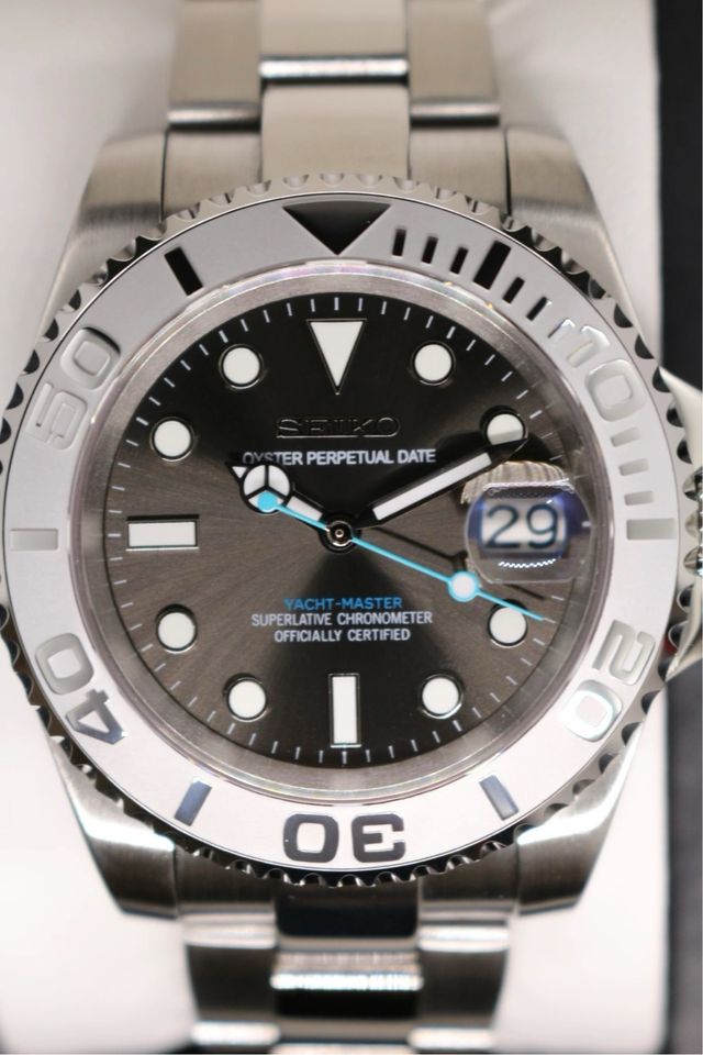 Mod Yacht Master gris