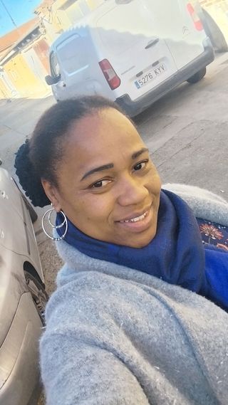 Cuidadora del adulto mayor y niños