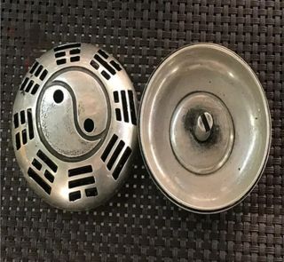 Antiguo Incensario Ying Yang. Sello base 