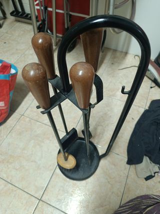 Ferramentas. Utensílios lareira.