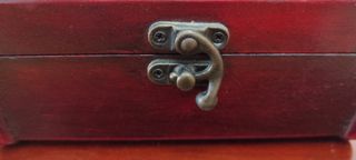 Dos cajas de madera decoradas, distintas medidas